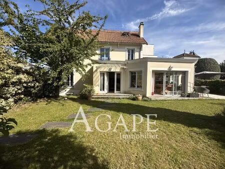 maison de luxe à vendre à saint-maur-des-fossés