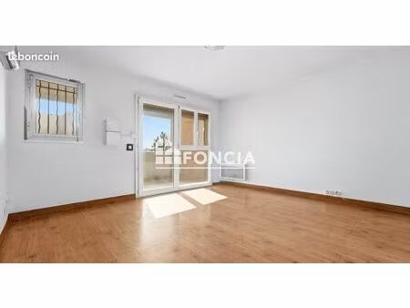 à vendre - studio - résidence piscine - saint-laurent du var