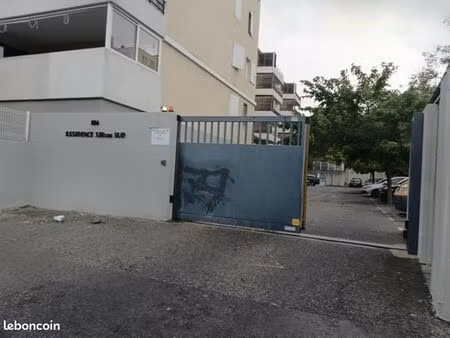 parking couvert