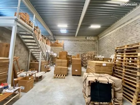 local d'activité 330 m²