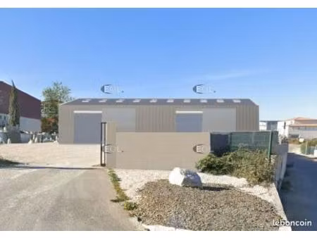 local d'activité 600 m²