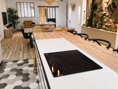 maison 240m² + studio + jardin + garage – à fort potentiel