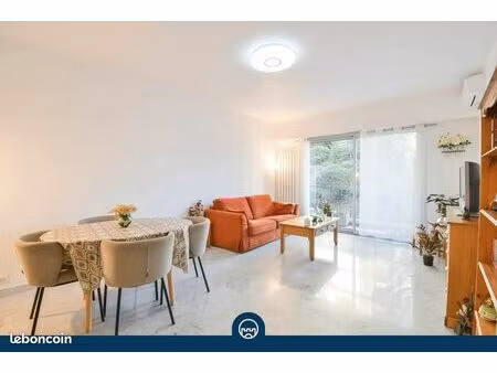 appartement 2 pièces 51 m²