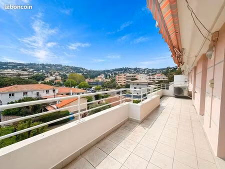 golfe juan  cadre verdoyant  calme  vue degagee  etage eleve  3/4 pieces  78m²  terrasse e