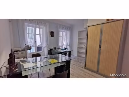 à louer – bureau professionnel – 2 postes – nice libération