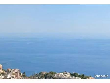 cap d’ail – duplex t5 d’exception 147 m² – vue mer panoramique – terrasse 88 m² – 2 parkin