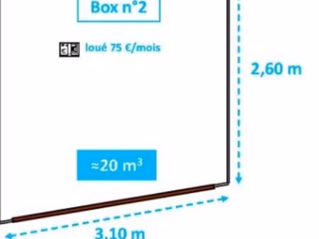 box fermé 8 m² ; 20m3 plan 4 seigneurs