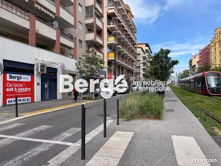 local commercial 118 m²