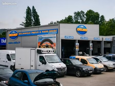 garage automobile  garage 350 m² mougins