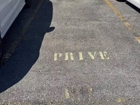 location place parking hameau du soleil