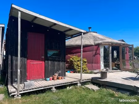 yourte et cabanon (tiny)