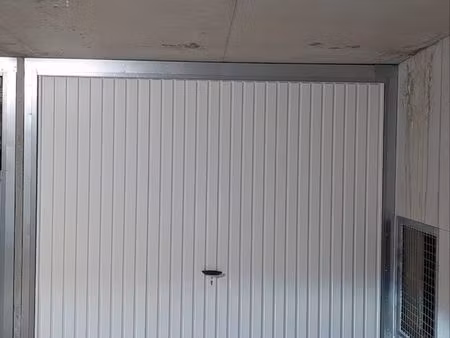 garage à louer - résidence les voiles de la bermone