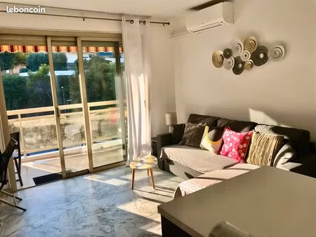 t2 vallombrosa à cannes