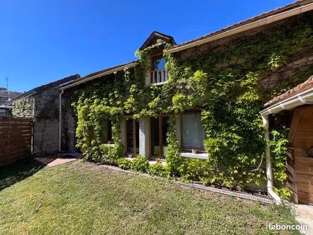 maison 2 pièces 110 m2