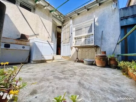 immeuble 83 m² vendargues