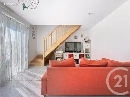 maison 6 pièces 100 m²