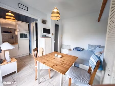 a vendre appartement studio 20m2+balcon+cave à dinard (bretagne)