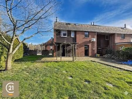 maison 3 façades  4 chambres jardin