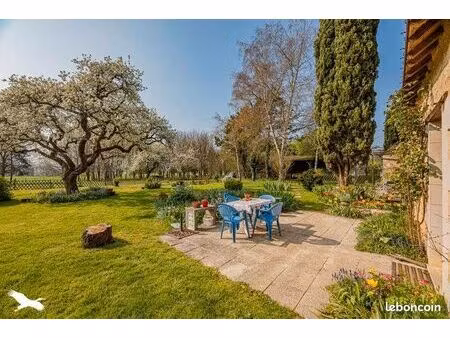 longère 6 pièces 160 m²