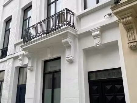 prox place stephanie beau sousplex meuble 1 ch + terrasse