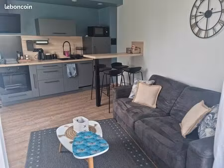 très beau t2 + terrasse 45m2