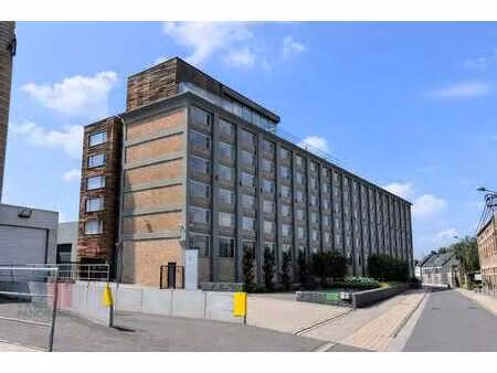bureau prêt à emménager de 790 m² à proximité de la n21...
