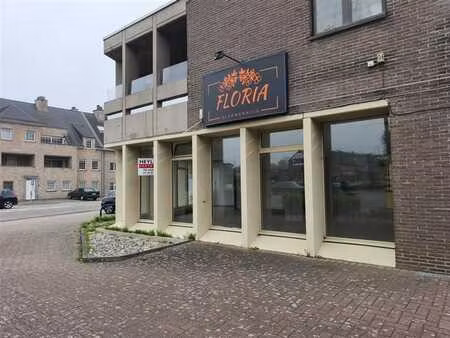 commerce - rez-de-chausée