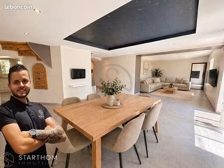 maison 8 pièces 227 m²