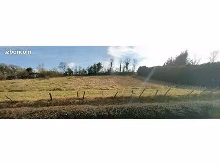 terrain 6 767 m² niherne