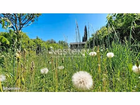 terrain 500 m² lunel