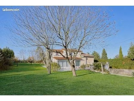 maison rénovée – 190 m² – rare hauteurs de vienne (38200) – terrain plat piscinable et clo