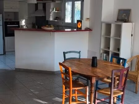 t4 duplex avec grand jardin