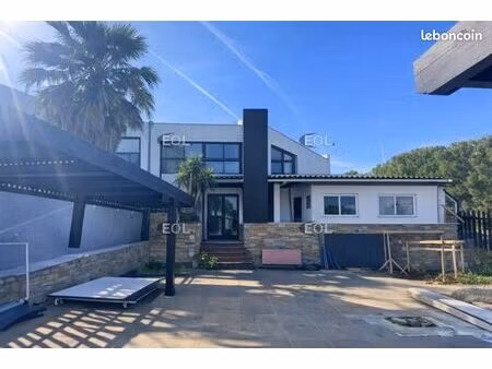 local commercial 1 000 m²