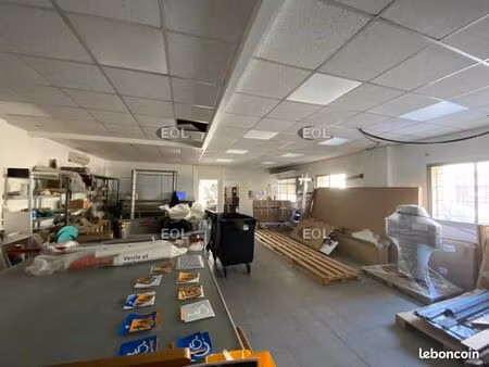 local d'activité 145 m²