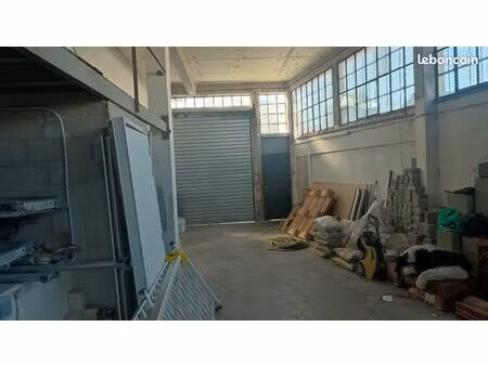 loue local commercial à st henri