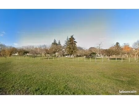 terrain 684 m² la croix en touraine