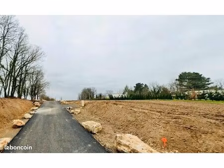 terrain 518 m² veigne