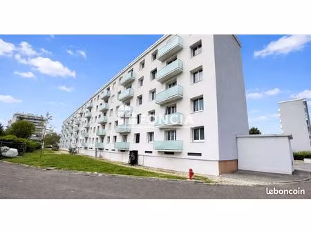 saint martin d'hères  le chopin  t4 de 61 m2 au 2ème étage avec possibilité de garage