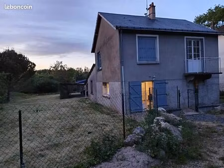 maison 100m² à mosnes - rue nationale