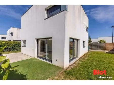 maison 5 pièces 97 m²