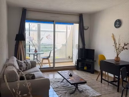 appartement vue port/mer