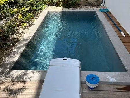 appartement t4 comme neuf avec piscine garage parking