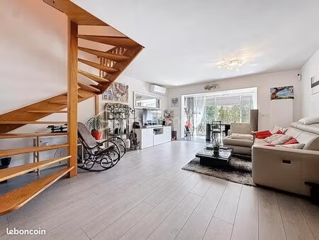 maison 3 pièces 80 m²