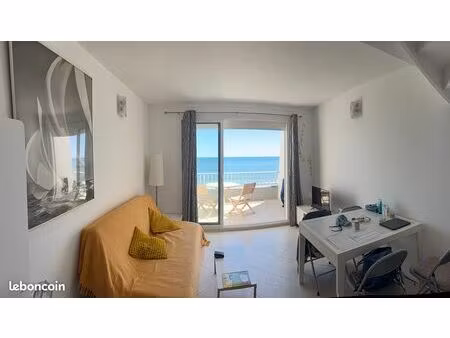 part. vend appartement duplex t3 front de mer