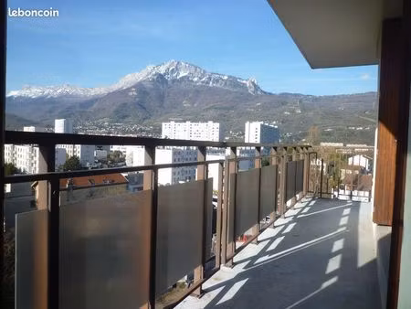 particulier vend appartement 50m2 quartier eaux claires