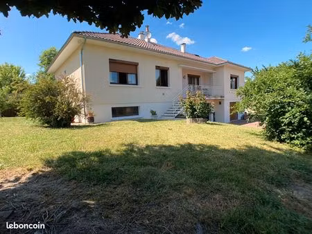 maison 6 pièces 134 m²