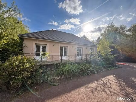 maison 5 pièces 105 m²