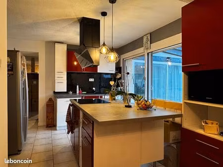 maison 6 pièces 160 m²