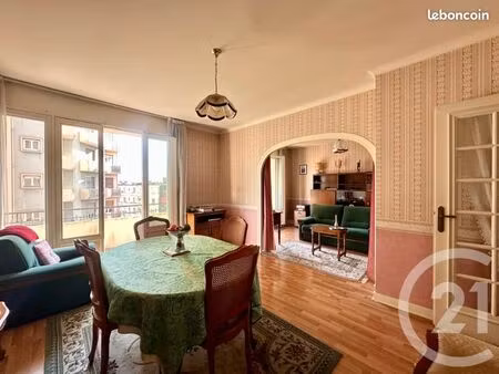 appartement 3 pièces 75 m²