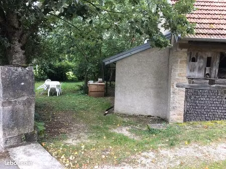 chambre dans appartement ancienne ferme rénovée de 110 m2 avec jardin